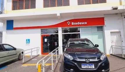 Salão comercial para locação Jd. Santo Antonio, João de Andrade