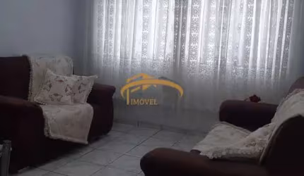 Casa Térrea à Venda em Osasco-SP, Bairro Santo Antônio: 3 Quartos, 1 Suíte, 2 Banheiros, 2 Vagas de Garagem, 153m².
