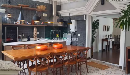 Três Jolie Residence - Sobrado Alto Padrão em condomínio fechado