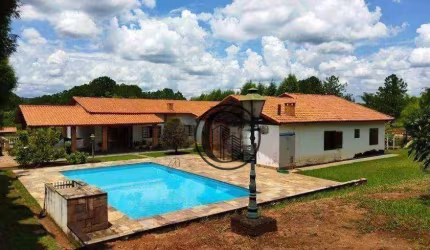 Casa com 3 quartos à venda, 420 m² por R$