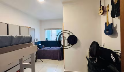 Casa com 2 dormitórios à venda, 184 m² por R$ 650.000,00 - Santa Marta - Sorocaba/SP