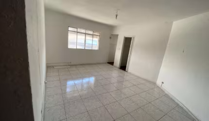 Sala comercial para locação na Avenida Sezefredo Fagundes