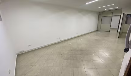 Sala comercial ao lado do Shopping Tucuruvi !!!