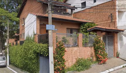 Sobrado para locação ao lado da Avenida Braz Leme !!!