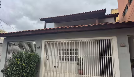 Sobrado para locação na Vila Mazzei !!!