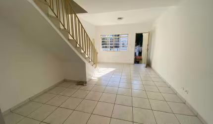 Sobrado para locação na Vila Dom Pedro II