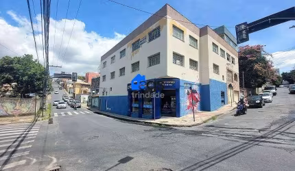 Sala comercial com 3 salas para alugar na Rua Geraldo Menezes Soares, 866, Sagrada Família, Belo Horizonte por R$ 2.300
