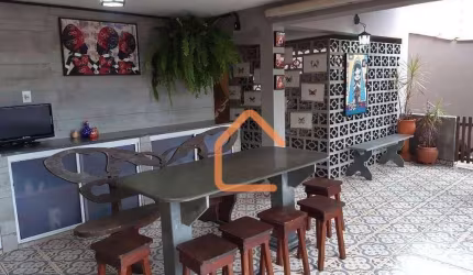 Casa com 4 dormitórios à venda, 140 m² por R$ 730.000,00 - Recanto dos Fernandes - Pouso Alegre/MG