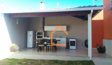Casa com 3 dormitórios à venda, 150 m² por R$ 790.000 - Ibirá - Pouso Alegre/MG