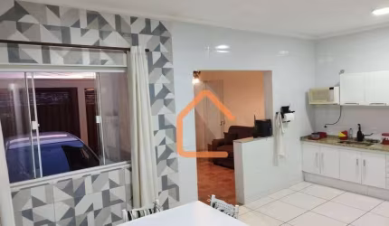 Casa com 3 dormitórios à venda, 82 m² por R$ 265.000,00 - Jatobá - Pouso Alegre/MG