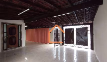 Casa com 3 dormitórios à venda, 160 m² por R$ 490.000 - Jatobá - Pouso Alegre/MG