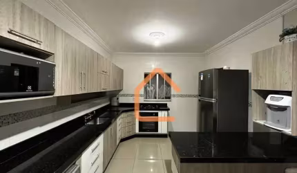 Casa com 2 dormitórios à venda, 138 m² por R$ 620.000,00 - Parque dos Fontes - Pouso Alegre/MG