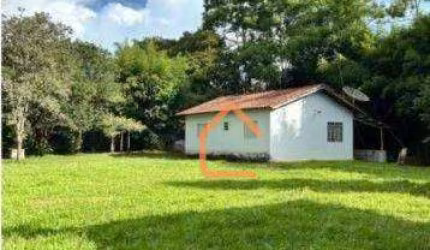 Rancho com 2 dormitórios à venda por R$ 350.000 - Lagoa Vermelha - Pouso Alegre/MG