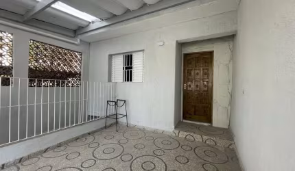 Casa para Locação em Barueri, Jardim dos Camargos, 2 dormitórios, 1 banheiro, 2 vagas