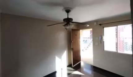 Apartamento para Venda em Carapicuíba, Conjunto Habitacional Presidente Castelo Branco, 2 dormitórios, 1 banheiro, 1 vaga