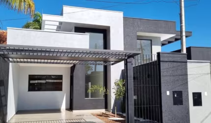Casa para Venda em Maringá, Conjunto Paulino, 3 dormitórios, 1 suíte, 2 banheiros, 2 vagas