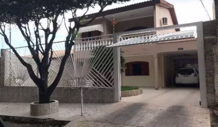 Casa à venda 3 Quartos, 2 Suites, 4 Vagas, 191.78M², Jardim Tropical, Cuiabá - MT