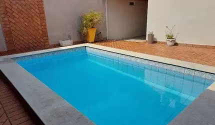 Casa à venda 2 Quartos, 1 Suite, 4 Vagas, 300M², Boa Esperança, Cuiabá - MT