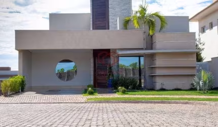 Casa à venda 3 Quartos, 3 Suites, 2 Vagas, 454M², Condomínio Florais do Valle, Cuiabá - MT | CONDOM