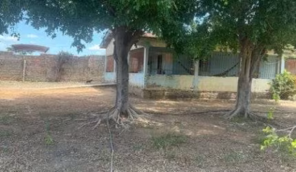 Chácara à venda 2 Quartos, Cohab Santa Clara, Várzea Grande - MT