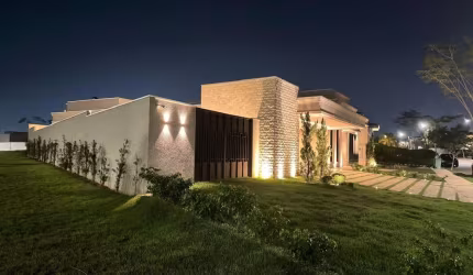 Casa térrea de luxo com 4 suítes no condomínio Florais Itália