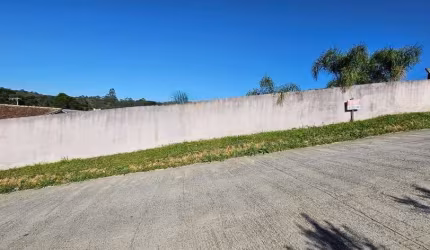 Terreno à venda na Rua Professora Iva Cabral da Luz, Cruzeiro, Rio Negrinho por R$ 285.000