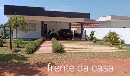 Casa em Condomínio para Venda em Águas de Santa Bárbara, Thermas de Santa Barbara, 2 dormitórios, 1 suíte, 3 banheiros, 2 vagas