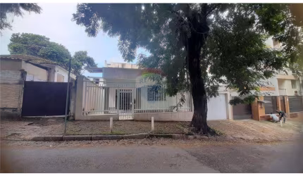 Casa Magnífica no Coração do Rio: 4 Quartos, 7 Banh.