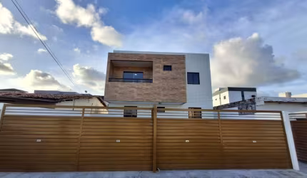 APARTAMENTO TERREO COM AREA PRIVATIVA NO JOSE AMERICO