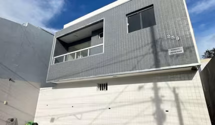 EXCELENTE APARTAMENTO EM MANGABEIRA COM VARANDA