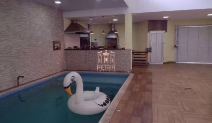 Casa com 2 dormitórios à venda, 200 m²