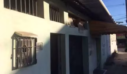 Ótima Casa Comercial+Restaurante Anexo 250m2 ao Lado Feira Peixinhos Aceito Carro ou Sítio