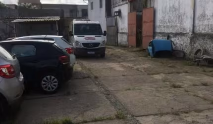 Excelente Galpão 1.080m2 a 80m da Estrada dos Remédios em Afogados, Ótima Localização