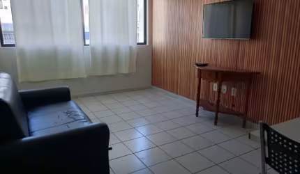Terceira quadra da praia! quarto e sala para morar ou  investir?na segunda quadra da praia por R$430.000,00 em Jatiúca , Maceió/AL