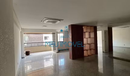Espaçoso esse Apartamento ?137m2 , 3 quartos , duas suítes em Ponta verde , Maceió/AL