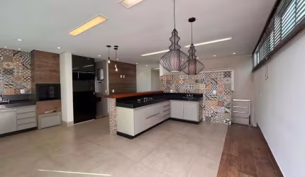 COBERTURA NA REGIAO NOBRE DO BAIRRO MANOEL VALINHAS EM DIVINOPOLIS MG