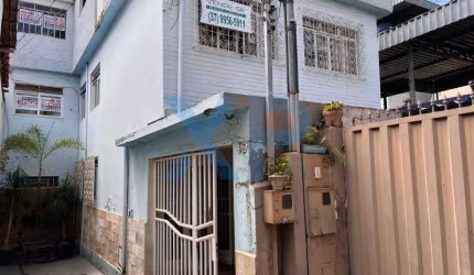 Espetacular Casa à Venda no Centro de Divinópolis-MG: 3 Quartos, 2 Salas, 2 Banheiros, 260m² de Área!