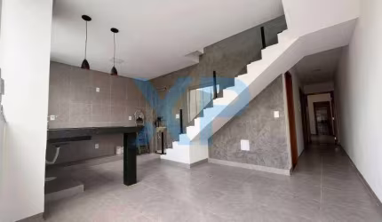 Casa à venda em Divinópolis-MG, bairro São Roque: 3 quartos, 1 suíte, 2 vagas de garagem, 82,77 m² de área - Imperdível!