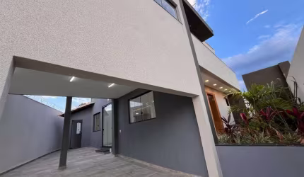 CASA DUPLEX A VENDA NO BAIRRO RESIDENCIAL WALCHIR RESENDE EM DIVINÓPOLIS-MG