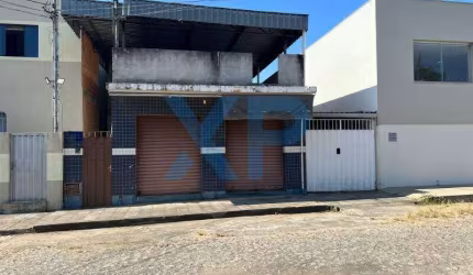 CASA RESIDENCIAL A VENDA NO BAIRRO L.P. PEREIRA EM DIVINÓPOLIS-MG