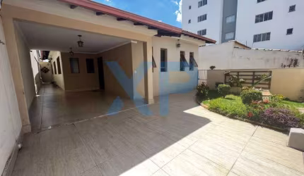CASA RESIDENCIAL A VENDA NO BAIRRO NAÇÕES EM DIVINÓPOLIS-MG