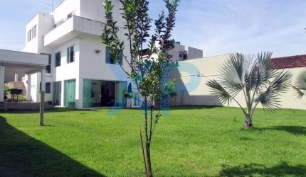 CASA DE LUXO NO BAIRRO BELVEDERE EM DIVINÓPOLIS