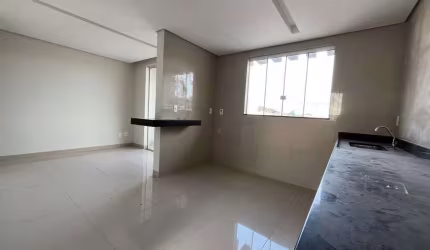 APARTAMENTO SOBRADO COM DIREITO EXCLUSIVO DA LAGE NO BAIRRO BELVEDERE EM DIVINOPOLIS MG