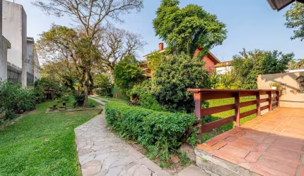Casa com 3 quartos à venda na Rua Coroados, 1200, Vila Assunção, Porto Alegre por R$ 2.200.000