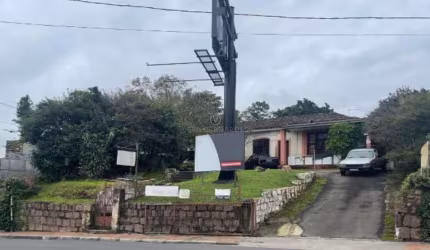 Terreno à venda na Avenida Wenceslau Escobar, 3226, Tristeza, Porto Alegre por R$ 799.000
