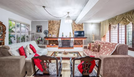 Casa com 4 quartos à venda na Avenida Cai, 340, Cristal, Porto Alegre por R$ 1.290.000