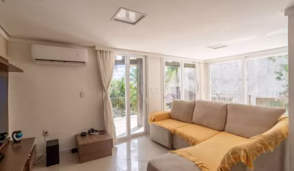 Casa com 3 quartos à venda na Avenida Arlindo Pasqualini, 845, Jardim Isabel, Porto Alegre por R$ 980.000