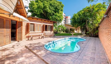 Casa com 3 quartos à venda na Rua Tamandaré, 565, Camaquã, Porto Alegre por R$ 1.200.000