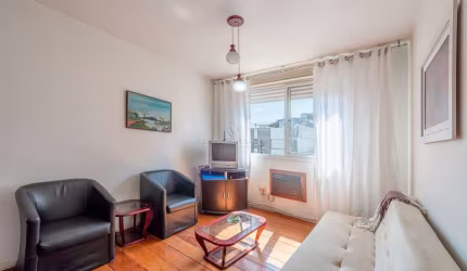 Apartamento com 2 quartos à venda na Rua Baronesa do Gravataí, 355, Cidade Baixa, Porto Alegre por R$ 540.000