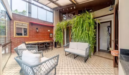 Casa em condomínio fechado com 3 quartos à venda na Rua Doutor Possidônio Cunha, 259, Vila Assunção, Porto Alegre por R$ 1.200.000